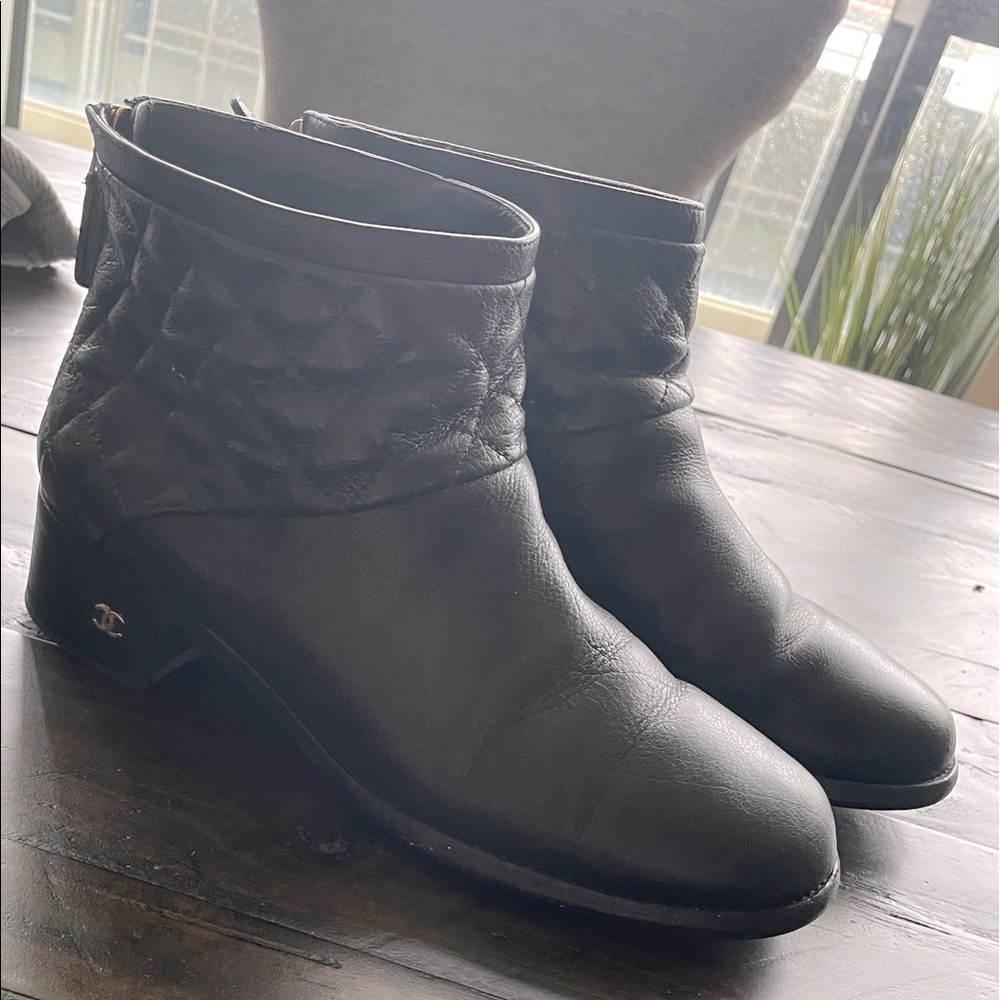 CHANEL Booties Quilted Leather Logo Black size 9.5
